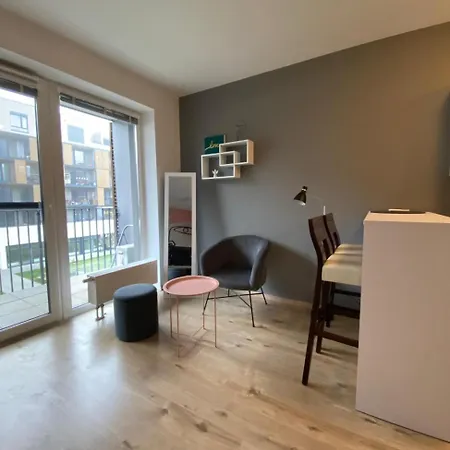 Apartment Fiaor Apartment, 1-2 Guests, Free Parking & Wifi, 7 Km Downtown,