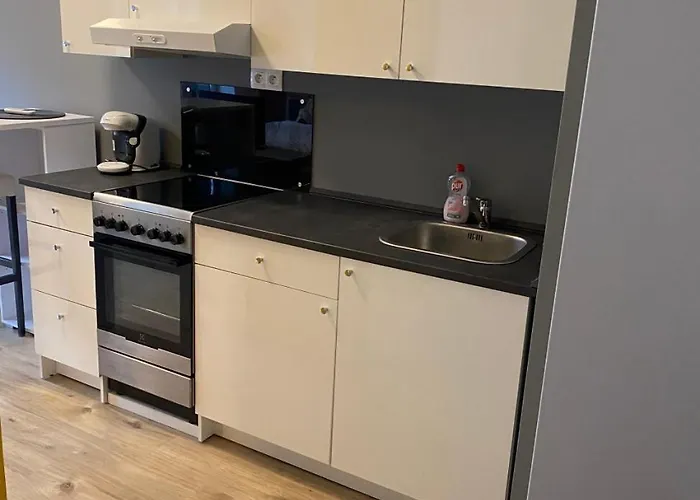 公寓 Fiaor Apartment, 1-2 Guests, Free Parking & Wifi, 7 Km Downtown, *